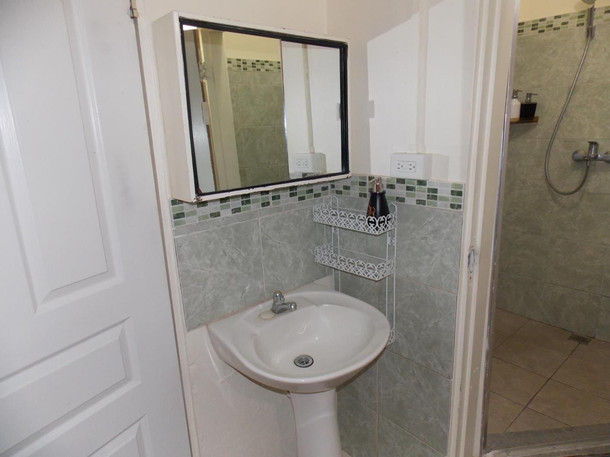 Stewart Apt- Trincity, Airport, Washer, Dryer, Office, Cable , Wifi Pokoj fotografie
