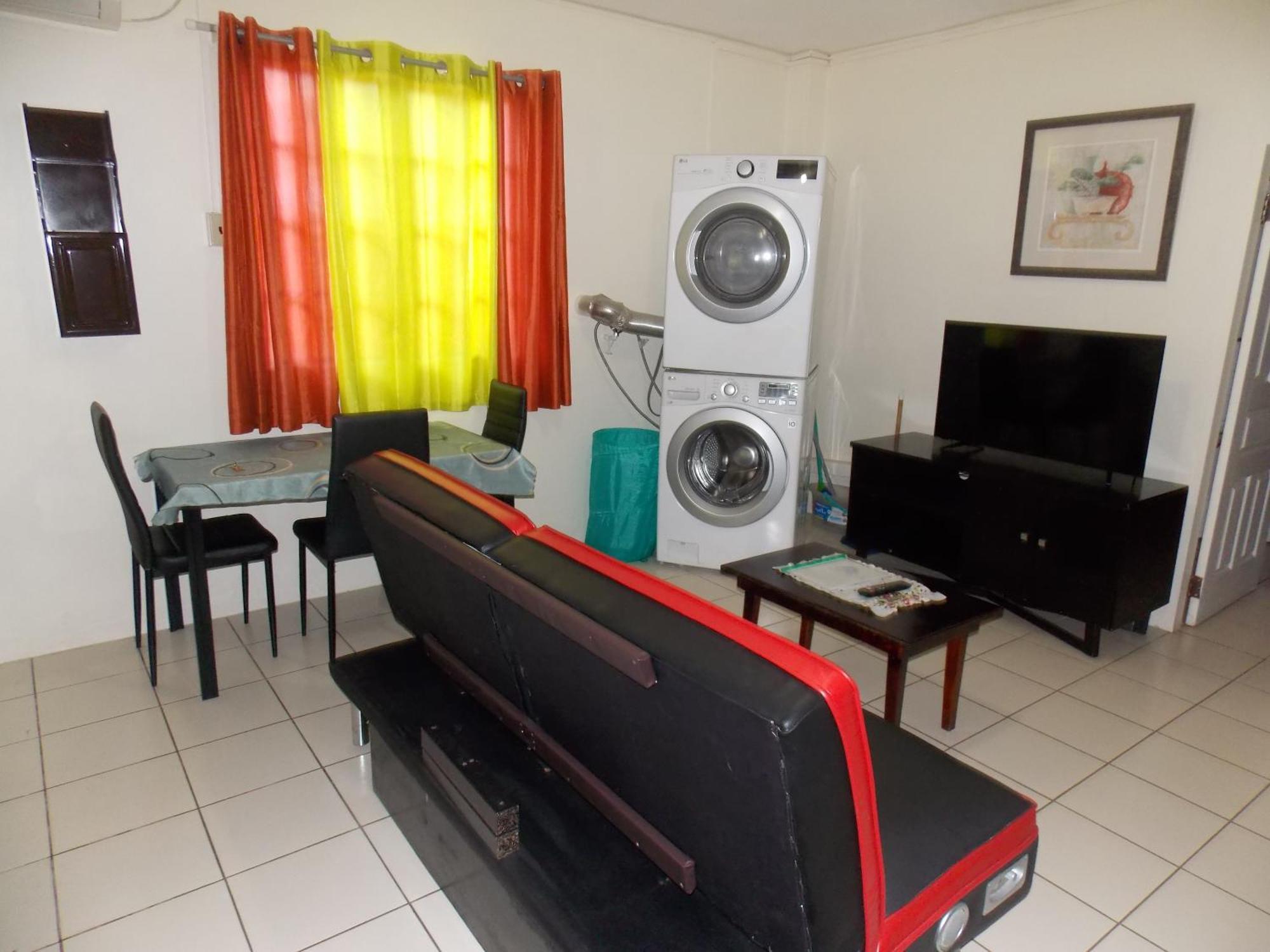 Stewart Apt- Trincity, Airport, Washer, Dryer, Office, Cable , Wifi Pokoj fotografie