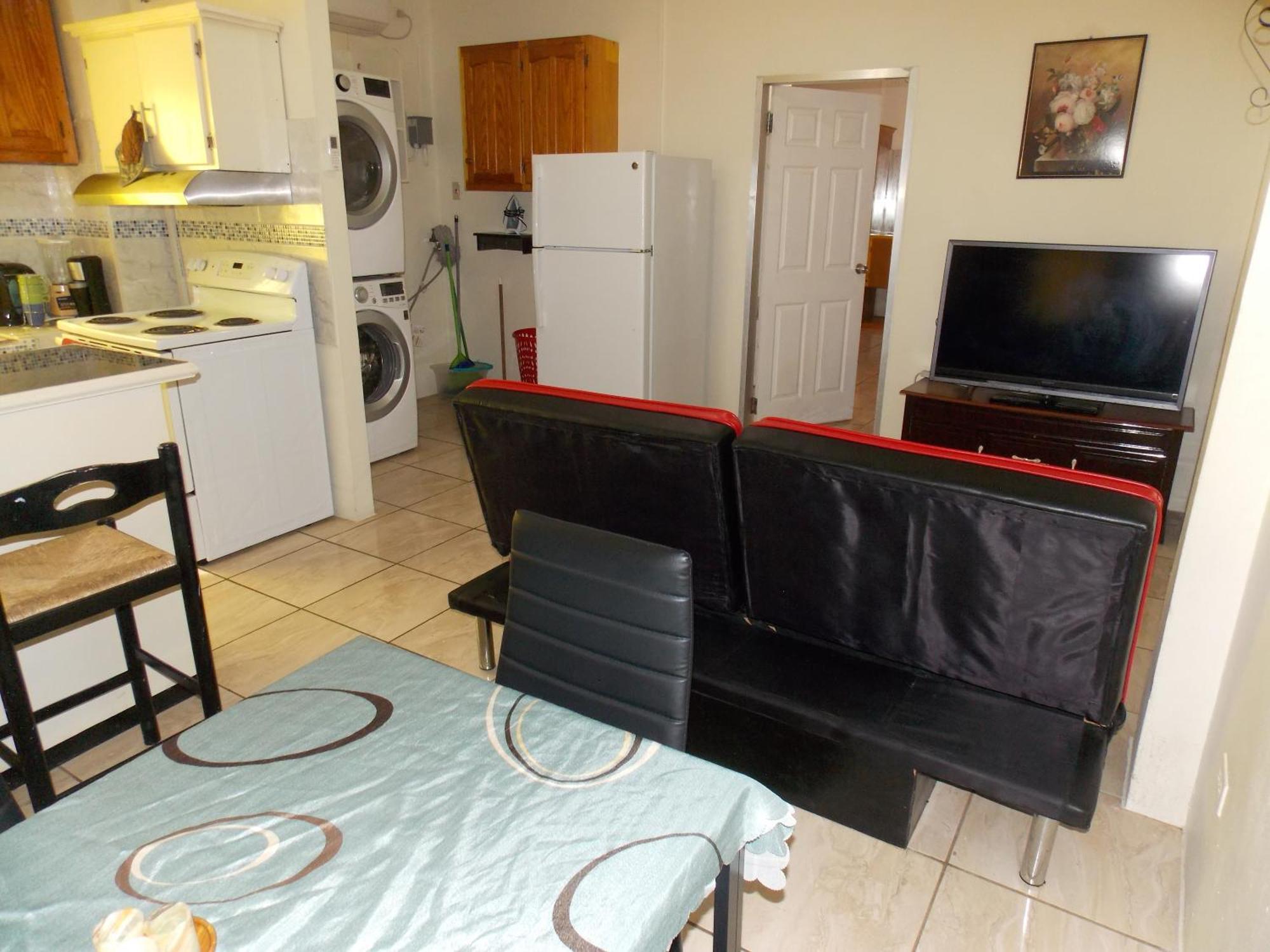 Stewart Apt- Trincity, Airport, Washer, Dryer, Office, Cable , Wifi Exteriér fotografie